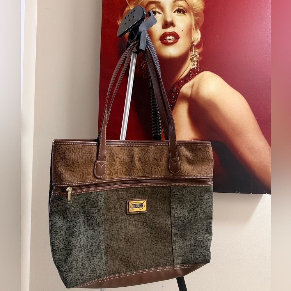 Jaguar Brown and Green Women's Tote Bag